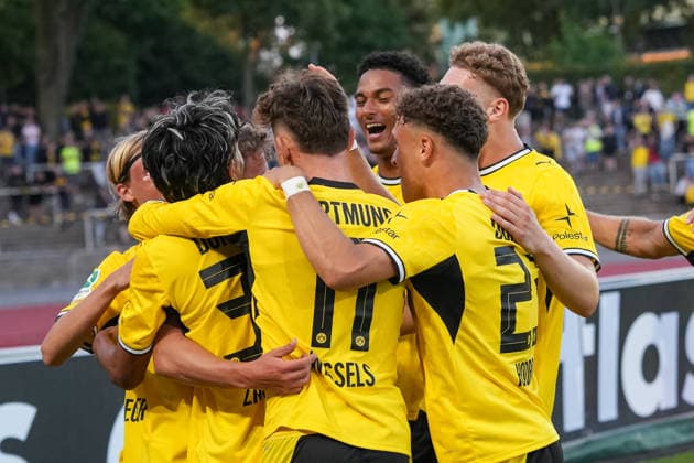 Friday, August 7, 2026 2026–2027 Season, Matchday 2 of the Regionalliga West at Rote Erde Stadium, Dortmund, Germany BV Borussia Dortmund U23 vs. 1. FC Köln U21 Fans celebrate after Tim Degener scores the 1–0 goal for BVB