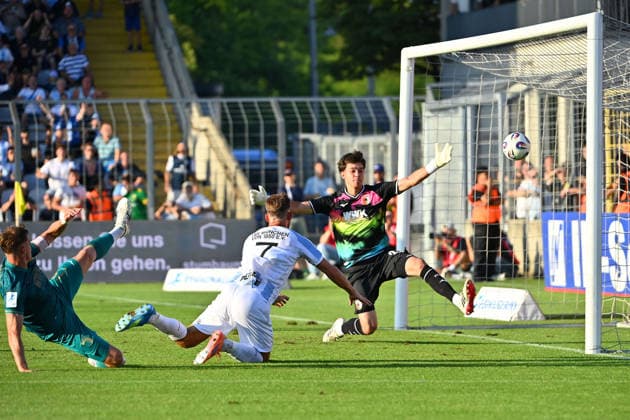 Florian NIEDERLECHNER, TSV 1860 Munich, goal to make it 2–0, header,Penalty area play, Bavarian Regional League soccer, 2026–2027 season, Matchday 26–27, Game 3: TSV 1860 Munich vs. FC Augsburg II on August 7, 2026, at Grünwalder Stadion in Munich