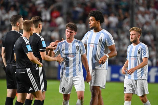 Matthew COLLINS, TSV 1860 Munich, Arian Ortivero CALDERON, goalkeeper for TSV 1860 Munich; Lance FIEDLER of TSV 1860 Munich after the game: disappointment, frustration, let down, frustrated, dejected, Bavarian Regional League Soccer Season 2026–2027, Matchday 26–27, Game 3: TSV 1860 Munich vs. FC Augsburg II, 2–2 on August 7, 2026, at Grünwalder Stadion in Munich