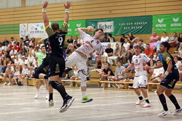 August 7, 2026, xovx, Lindencup Handball, TV Hüttenberg vs. HSC 2000 Coburg, Leonards Valkovskis (HSC Coburg), Bartlomiej Bis (HSC Coburg), David Sehnke, TV Hüttenberg; Torsten Anselm, TV Hüttenberg; Nejc Planinsek, HSC Coburg; Linden Stadthalle, Hesse, Germany, DE