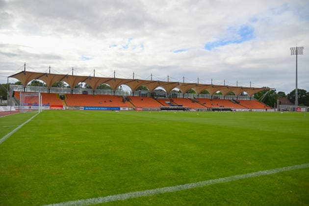 Marschweg Stadium, Oldenburg, view of the main grandstand: VfB Oldenburg vs. SV Drochtersen Assel, soccer, Regionalliga Nord, Matchday 2, 2026–2027 season, August 7, 2026, VfB Oldenburg vs. SV Drochtersen Assel, soccer, Regionalliga Nord, Matchday 2, 2026–2027 season, August 7, 2026, Oldenburg Copyright: xEibner-Pressefoto RobertxGertzenx EP_RGN
