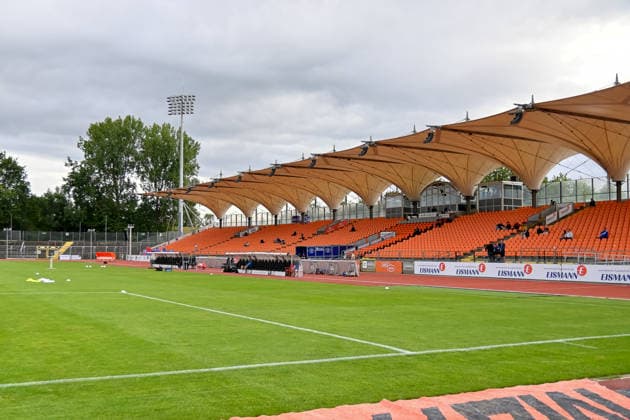 Marschweg Stadium, Oldenburg, view of the main grandstand: VfB Oldenburg vs. SV Drochtersen Assel, soccer, Regionalliga Nord, Matchday 2, 2026–2027 season, August 7, 2026, VfB Oldenburg vs. SV Drochtersen Assel, soccer, Regionalliga Nord, Matchday 2, 2026–2027 season, August 7, 2026, Oldenburg Copyright: xEibner-Pressefoto RobertxGertzenx EP_RGN