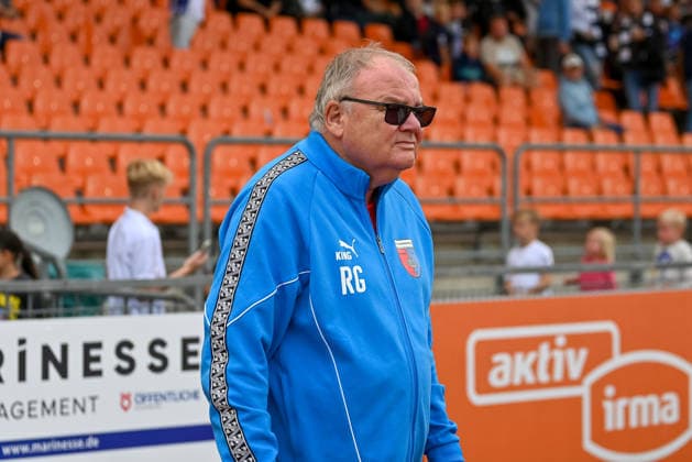 Rico Goossen, SV Drochtersen Assel, President of VfB Oldenburg vs. SV Drochtersen Assel, Soccer, Regionalliga Nord, Matchday 2, 2026–2027 Season, August 7, 2026, VfB Oldenburg vs. SV Drochtersen Assel, Soccer, Regionalliga Nord, Matchday 2, 2026–2027 Season, August 7, 2026, Oldenburg Copyright: xEibner-Pressefoto RobertxGertzenx EP_RGN