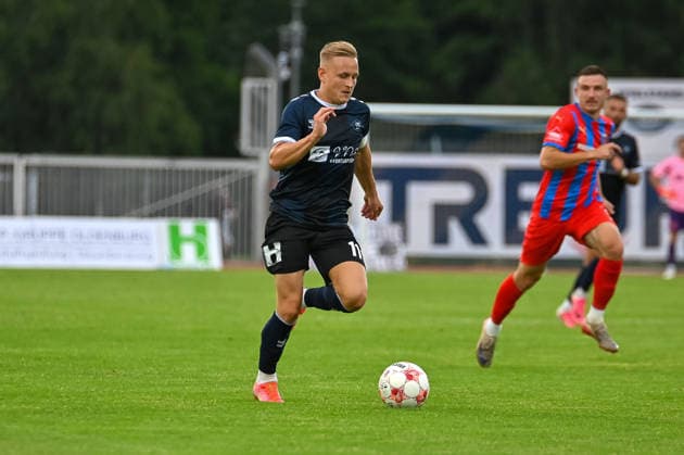 Kai Proeger, VfB Oldenburg, 11 on the Ball: VfB Oldenburg vs. SV Drochtersen Assel, Soccer, Regionalliga Nord, Matchday 2, 2026–2027 Season, August 7, 2026, VfB Oldenburg vs. SV Drochtersen Assel, Soccer, Regionalliga Nord, Matchday 2, 2026–2027 Season, August 7, 2026, Oldenburg Copyright: xEibner-Pressefoto RobertxGertzenx EP_RGN