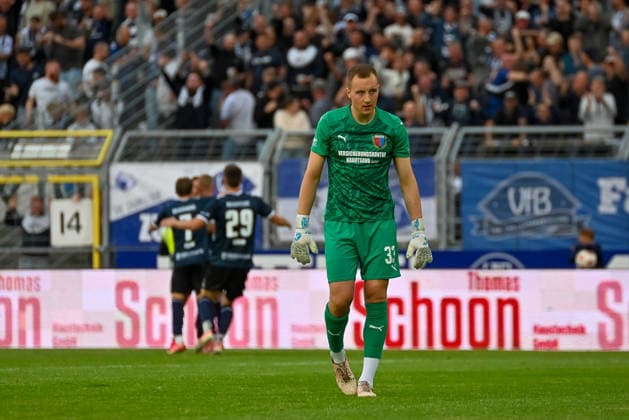 Jesper Heim, SV Drochtersen Assel, 33, after conceding a goal: VfB Oldenburg vs. SV Drochtersen Assel, Soccer, Regionalliga Nord, Matchday 2, 2026–2027 Season, August 7, 2026, VfB Oldenburg vs. SV Drochtersen Assel, soccer, Regionalliga Nord, Matchday 2, 2026–2027 season, August 7, 2026, Oldenburg Copyright: xEibner-Pressefoto RobertxGertzenx EP_RGN