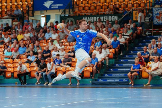 Friendly Match: Dessau Roßlauer HV 06 vs. PGE Wybrzeze Gdansk; Carl Phillip Haake, Dessau Roßlauer HV 06, scoring a jump shot on August 7, 2026, at the Anhalt Arena, Dessau-Roßlau, Saxony-Anhalt; Dessau-Roßlau, Anhalt Arena, Saxony-Anhalt, Germany