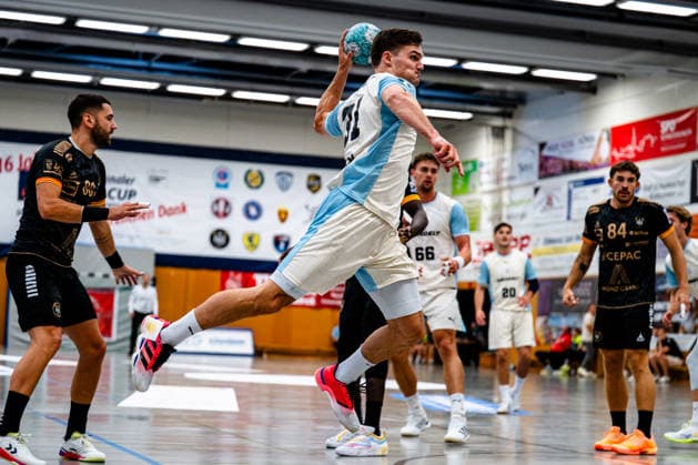 August 7, 2026, xdobgx, 2026 Heide Cup Handball Tournament, VFL Gummersbach vs. Provence Aix, Kay Smits (VfL Gummersbach), taking a shot, in action, shooting at Schneverdingen