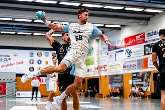 August 7, 2026, xdobgx, 2026 Heide Cup Handball Tournament, VFL Gummersbach vs. Provence Aix, with ätepán Zeman of VfL Gummersbach, taking a shot, in action, shooting at Schneverdingen