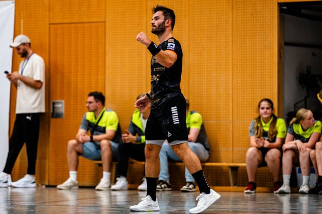 August 7, 2026, xdobgx, 2026 Heide Cup Handball Tournament, VFL Gummersbach vs. Provence Aix-en-Provence Antoine Tissot PAUC Handball, 17 Cheering, Goal celebration, celebrating the goal, Schneverdingen