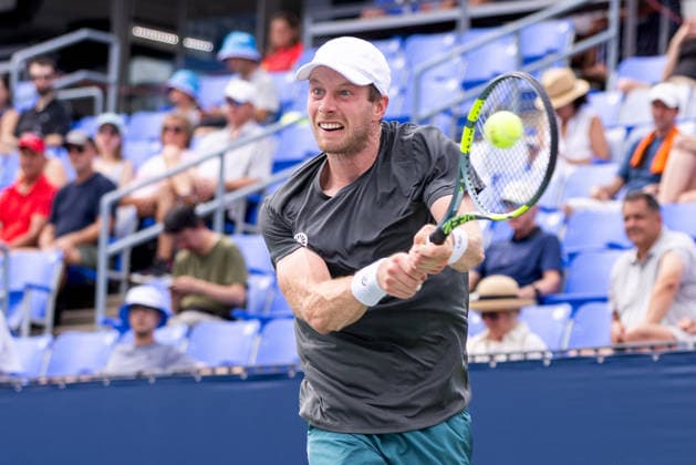 August 7, 2026, Montreal, Quebec, Canada: BOTIC VAN DE ZANDSCHULP from Nederlands backhand in match against Hubert Hurkacz from Poland in third round at Canadian Open at IGA stadium in Montreal, Quebec, Canada on 2026-08-07 Montreal Canada - ZUMAl189 20260807_zsp_l189_099 Copyright: xYannickxLegarex