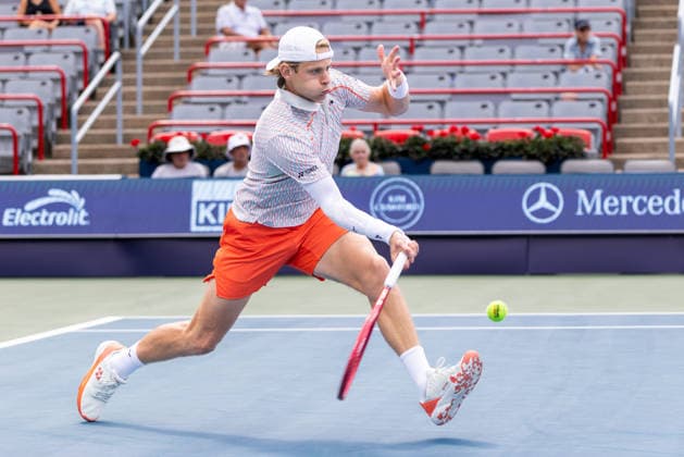 August 7, 2026, Montreal, Quebec, Canada: ZIZOU BERGS (31) from Belgium forehand in match against Ben Shelton (5) from USA in third round at Canadian Open at IGA stadium in Montreal, Quebec, Canada on 2026-08-07 Montreal Canada - ZUMAl189 20260807_zsp_l189_105 Copyright: xYannickxLegarex