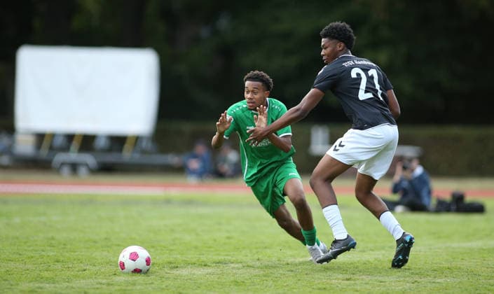 Soccer, 2026–2027 Season, Hamburg Lotto Cup, First Round: Hamm United FC vs. ETSV Hamburg; Samuel Koffi Kouassi (HUFC), Lovelys Enoch Armah (Hamm Hamburg)