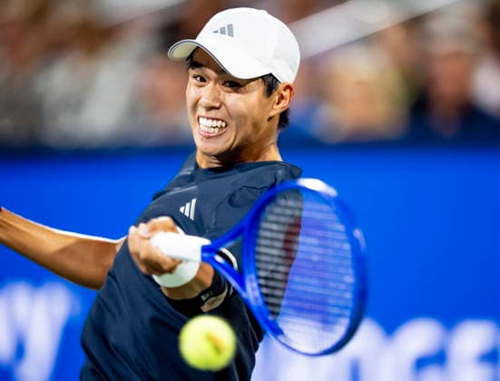 August 7, 2026, Montreal, Pq, Canada: Learner Tien from the United StatesÃ‚ returns the ball from Tommy Paul from the United States on day six of the National Bank Open tennis tournament in Montreal on Friday, August 7, 2026. Canada News - August 7, 2026  - ZUMAc35_ 20260807_zaf_c35_095 Copyright: xChristopherxKatsarovx