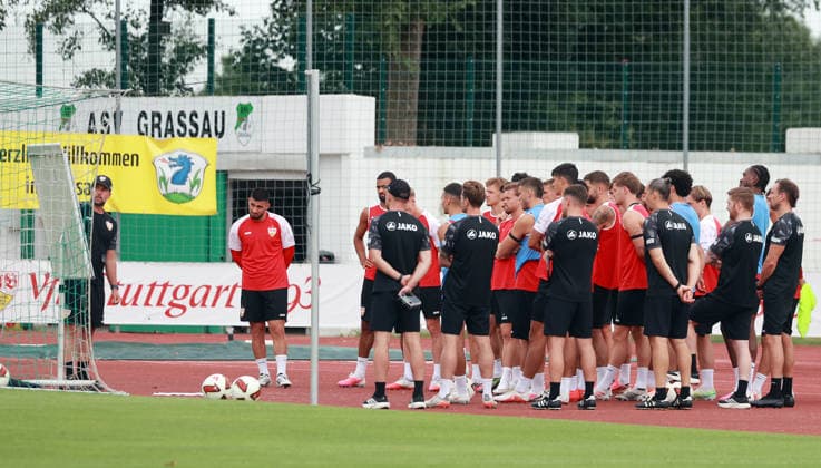 August 7, 2026 VfB Stuttgart Training Camp in Grassau, Chiemsee, Germany, Grassau, August 7, 2026, Soccer, Bundesliga, 2026–2027 Season, VfB Stuttgart, Grassau Chiemsee Training Camp 2026, Sebastian Hoeneß, Head Coach