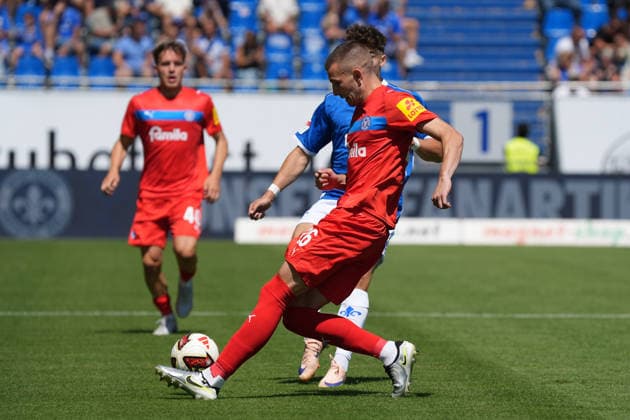 David Zec, Holstein Kiel, reports: August 8, 2026, 2. Bundesliga, 2026–27 season, SV Darmstadt 98 vs. Holstein Kiel, Stadion am Boellenfalltor, Matchday 1, emonline, emspor,