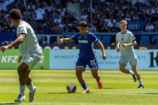 August 8, 2026, xdaymx, Soccer 2. Bundesliga, Karlsruher SC vs. Arminia Bielefeld, Zor, Danyal on the ball. DFL and DFB regulations prohibit any use of photographs as image sequences and or quasi-video. Karlsruhe