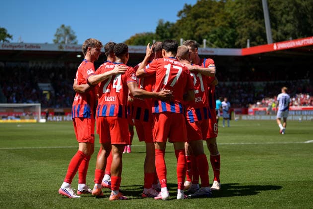 Soccer, 2. Bundesliga, 20260808, 1 FC Heidenheim vs. VfL Osnabrück. Pictured: Goal celebration, disallowed goal, 2–0 Heidenheim, Voith Arena, Baden-Württemberg, Germany Copyright: Passion2Press MarkusxFischerx