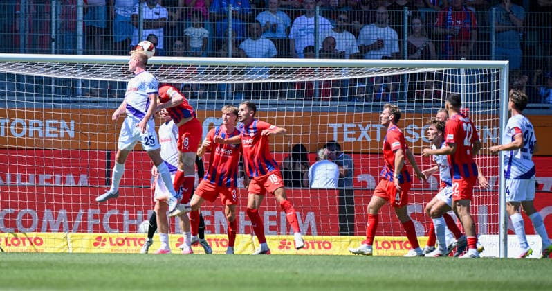 August 8, 2026, xemx, Soccer 2. Bundesliga, 1 FC Heidenheim vs. VfL Osnabrück, Niklas Wiemann (VfL Osnabrück) scores the goal to tie the game at 1–1. DFL and DFB regulations prohibit any use of photographs as image sequences and or quasi-video. Heidenheim