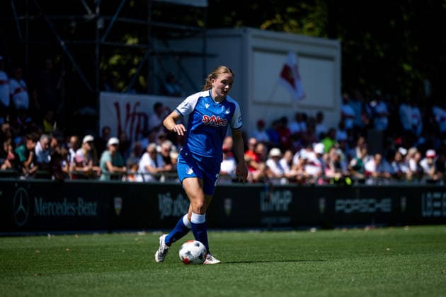 August 8, 2026, GER, Soccer, Women s, Friendly, 2026–2027 Season, VfB Stuttgart vs. TSG 1899 Hoffenheim, Jonna van de Velde (Hoffenheim), 25 on the ball, Stuttgart, Robert Schlienz Stadium, Baden-Württemberg, Germany Copyright: xNordphoto Memmlerx