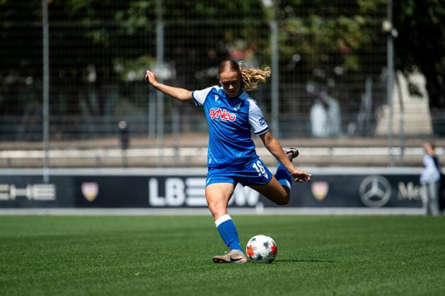 August 8, 2026, GER, Soccer, Women s, Friendly, 2026–2027 Season, VfB Stuttgart vs. TSG 1899 Hoffenheim, Ilse Kemper (Hoffenheim), 18 on the ball, Stuttgart, Robert Schlienz Stadium, Baden-Württemberg, Germany Copyright: xNordphoto Memmlerx