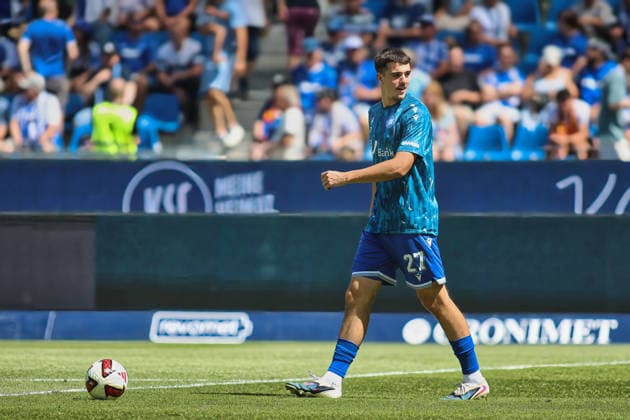 John Davis Meyer SC Karlsruhe, 27 GER, SC Karlsruhe vs. DSC Arminia Bielefeld Soccer Matchday 1, 2026–2027 Season, 2. Bundesliga, August 8, 2026. DFL and DFB regulations prohibit any use of photographs as image sequences and or quasi-videoIDEO GER SC Karlsruhe DSC Arminia Bielefeld Soccer Matchday 1, 2026–2027 Season, August 8, 2026 Copyright: xEibner-Pressefoto JoergxHirschx EP_JHH
