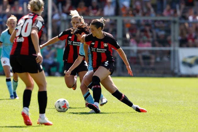 Soccer I Women s I Friendly Match I Bayer 04 Leverkusen vs. Feyenoord Rotterdam I August 8, 2026 Selina Ostermeier 2, Bayer 04 Leverkusen in a tackle at the Ulrich Haberland Stadium in Lower Saxony, Germany Copyright: xLobeca CedricxSiefkerx