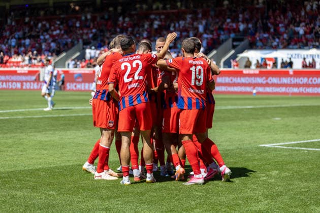 Goal Goal celebration Cheering Joy Emotions Facial expressions Gestures 3 2 Oualid Mhamdi 1 FC Heidenheim, 22 Marvin Pieringer 1 FC Heidenheim, 18 Marcel Costly 1 FC Heidenheim, 24 Patrick Mainka 1 FC Heidenheim, 06 Mathias Honsak 1 FC Heidenheim, 17, GER, 1 FC Heidenheim vs. VfL Osnabrück, Soccer, 2. Bundesliga, Matchday 01, 2026–2027 season, August 8, 2026, DFL and DFB regulations prohibit any use of photographs as image sequences and or quasi-video, GER, 1 FC Heidenheim vs. VfL Osnabrück, Soccer, 2. Bundesliga, Matchday 1, 2026–2027 Season, August 8, 2026, Heidenheim Copyright: xEibner-Pressefoto JanixPlessx EP_JPL