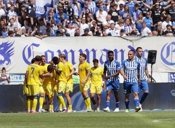Soccer, Men s, 2026–2027 Season, 2nd Bundesliga, Avnet Arena, Matchday 1, 1 FC Magdeburg vs. Eintracht Braunschweig Goal celebration: 0–4 by Mehmet Aydin, Eintracht Braunschweig. DFL regulations prohibit any use of photographs as image sequences and or quasi-video.