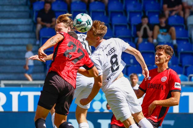 August 8, 2026, xavx, Soccer 3rd Division, SV Wehen Wiesbaden vs. Preußen Münster: Ryan Johansson (Preußen Münster), Jordy Gillekens (SV Wehen Wiesbaden), Joshua Mees of Preußen Münster in a header duel for the ball DFL DFB REGULATIONS PROHIBIT ANY USE OF PHOTOGRAPHS as IMAGE SEQUENCES and or QUASI-VIDEO Wiesbaden