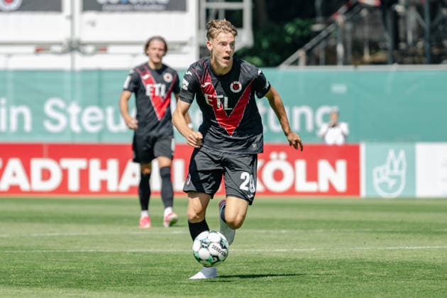 Football, 3rd Division, Viktoria Köln v SSV Jahn Regensburg