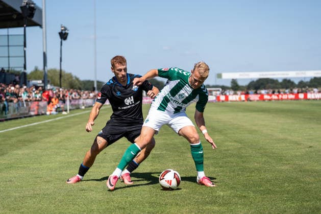 August 8, 2026, GER Germany, Soccer, 2026–2027 Season, Bundesliga, Friendly Match: Werder Bremen vs. SC Paderborn, Tackle between Marco Grüll (SV Werder Bremen, 17) and Laurin Curda (SC Paderborn 07, 17), Vechta Sports Complex, VfL Oythe, Lower Saxony, Germany Copyright: xnordphotoxGmbHx xSchulzex