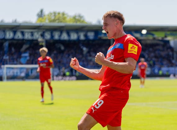 Celebration following Phil Harres goal to make it 0–2 for Holstein Kiel, 19, GER, SV Darmstadt 98 vs. Holstein Kiel, Soccer, 2. Bundesliga, Matchday 1, 2026–2027 Season, August 8, 2026, DFL regulations prohibit any use of photographs as image sequences and or quasi-video, GER, SV Darmstadt 98 vs. Holstein Kiel, soccer, 2. Bundesliga, Matchday 1, 2026–2027 season, August 8, 2026, Darmstadt Copyright: xEibner-Pressefoto J-NxGroemlingx EP_JGG