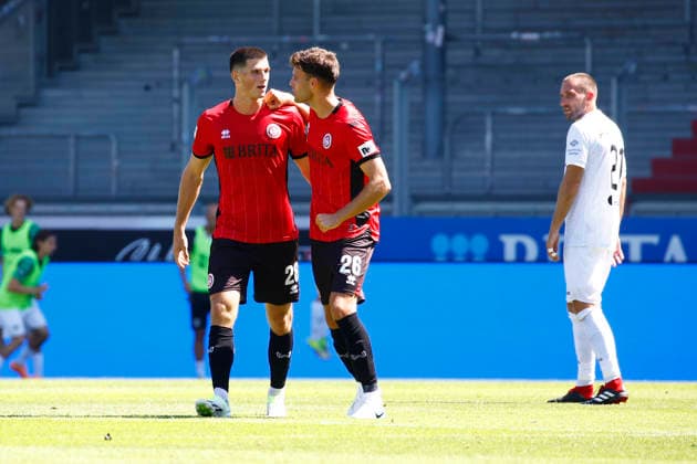 August 8, 2026, xavx, Soccer 3rd Division, SV Wehen Wiesbaden vs. Preußen Münster, Moritz Flotho of SV Wehen Wiesbaden celebrates the goal, The goal celebration for the 1–1 draw. DFL and DFB regulations prohibit any use of photographs as image sequences and or quasi-video. Wiesbaden