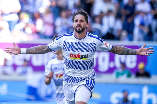 August 8, 2026, xkwix, Soccer, 3rd Division, MSV Duisburg vs. SV Meppen, Schauinsland Reisen Arena, Matchday 1, 2026–2027 Season: Goal and celebration by Lex Tyger Lobinger; MSV Duisburg 9–1 0. DFB regulations prohibit any use of photographs as image sequences and or quasi-video. Photo: xKamilxWilkowskixPressefotoKochx, North Rhine-Westphalia, Germany