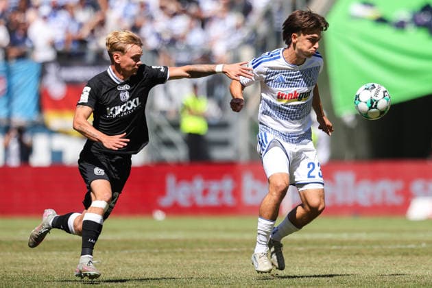 August 8, 2026, xkwix, Soccer, 3rd Division, MSV Duisburg vs. SV Meppen, Schauinsland Reisen Arena, Matchday 1, 2026–2027 season: Simon Symalla (MSV Duisburg 23) in a tackle against Dominique Domröse (SV Meppen 2). DFB regulations prohibit any use of photographs as image sequences and or quasi-video. Photo: xKamilxWilkowskixPressefotoKochx, North Rhine-Westphalia, Germany