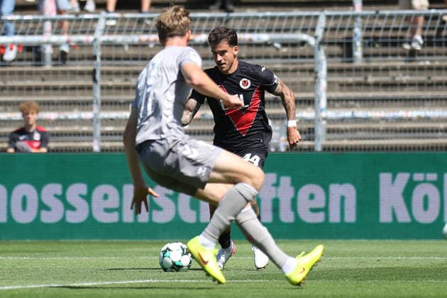 August 8, 2026, xsefx, Soccer, FC Viktoria Köln vs. SSV Jahn Regensburg, 3. Liga, Sportpark Höhenberg, Matchday 1, 2026–2027 Season: Niklas Castelle (FC Viktoria Köln, 44) in a tackle against Leopold Wurm (SSV Jahn Regensburg, 37). DFB regulations prohibit any use of photographs as image sequences and or quasi-video. North Rhine-Westphalia, Germany