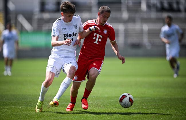 Bavarian Regional League Soccer 2026–2027, Matchday 3, August 8, 2026: FC Bayern Munich II 1, FC Schweinfurt 1905 1; Johannes Theinhardt (left), 1 FC Schweinfurt 1905 vs. Yll Gashi (right), FC Bayern Munich II