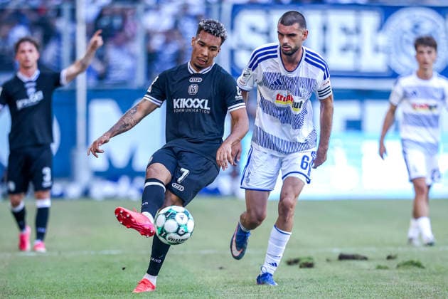 August 8, 2026, xkwix, Soccer, 3rd Division, MSV Duisburg vs. SV Meppen, Schauinsland Reisen Arena, Matchday 1, 2026–2027 season: Oliver Schmitt (SV Meppen 7) in a tackle against Rasim Bulic (MSV Duisburg 6). DFB regulations prohibit any use of photographs as image sequences and or quasi-video. Photo: xKamilxWilkowskixPressefotoKochx, North Rhine-Westphalia, Germany