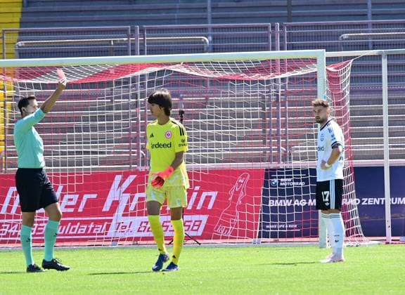 August 8, 2026 xkhx Kassel, Auestadion, Regionalliga Southwest, 2026–2027 Season, KSV Hessen Kassel vs. Eintracht Frankfurt II U21, Goalkeeper Amil Siljevic 1; Eintracht Frankfurt II player sent off after receiving a red card