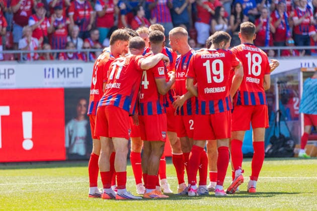 08 08 26 1. FC Heidenheim vs. VfL Osnabrück Germany, Heidenheim, 08 08 2026, Soccer, 2. Bundesliga, 1 FC Heidenheim vs. VfL Osnabrück, Jan Schöppner, 1 FC Heidenheim, celebration, goal 3, 2, Schöppner