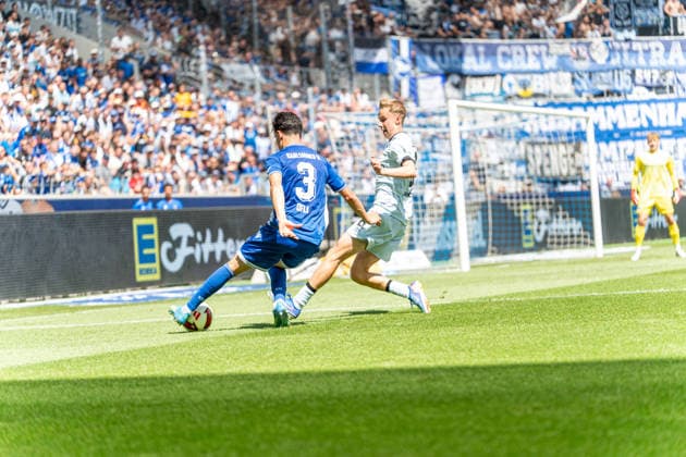 August 8, 2026, xdaymx, Soccer 2. Bundesliga, Karlsruher SC vs. Arminia Bielefeld (Ofli), Deniz Karlsruhe prevails over Schreck and Sam Bielefeld DFL DFB REGULATIONS PROHIBIT ANY USE OF PHOTOGRAPHS AS IMAGE SEQUENCES AND OR QUASI-VIDEO Karlsruhe