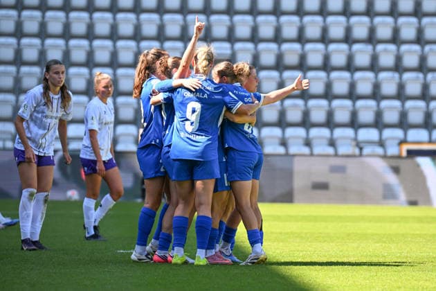 Soccer I Women s I 2026–2027 Season I Bundesliga I Matchday 2 I FC Carl Zeiss Jena vs. SGS Essen I August 8, 2026 Goal celebration by FC Carl Zeiss Jena Women s Team at Ernst Abbe Sportfeld, ad hoc Arena, Thuringia, Germany Copyright: xLobeca InesxHähnelx