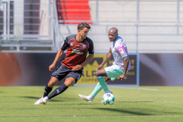 Ingolstadt, Germany August 8, 2026 3rd League 2026–2027 Matchday 1: FC Ingolstadt 04 vs. FC Würzburger Kickers Pictured from left: Frederik Carlsen (FCI) in a tackle. DFB and DFL regulations prohibit any use of photographs as image sequences and or quasi-video. Audi Sportpark Bayern Copyright: xFotostandx xSchäferx