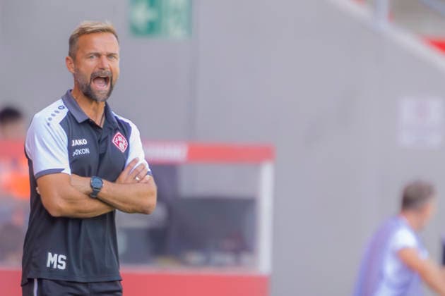 Ingolstadt, Germany, August 8, 2026, 3. Liga 2026–2027, Matchday 1: FC Ingolstadt 04 vs. FC Würzburger Kickers. Pictured: Coach Michael Schiele, FWK. DFB and DFL regulations prohibit any use of photographs as image sequences and or quasi-video. Audi Sportpark Bayern Copyright: xFotostandx xSchäferx