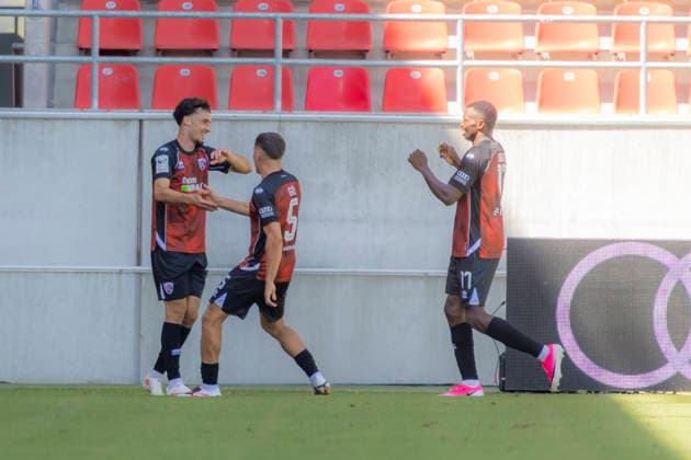 Ingolstadt, Germany, August 8, 2026, 3rd League 2026–2027, Matchday 1: FC Ingolstadt 04 vs. FC Würzburger Kickers. Pictured from left: Goal scorer Davide Danilo Sekulovic of FCI celebrates with his teammates after scoring the 2–1 goal, DFB and DFL regulations prohibit any use of photographs as image sequences and or quasi-video. Audi Sportpark Bayern Copyright: xFotostandx xSchäferx