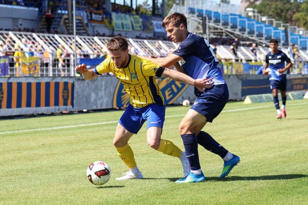 Germany Regionalliga Northeast 2026–2027, Matchday 4, 1 FC Lok Leipzig vs. Hertha BSC II, Bruno Plache Stadium, Leipzig: Dorian Äaevis Cevis (1 FC Lokomotive Leipzig, 22) and Filip Brekalo (Hertha BSC II, 20) in a tackle Copyright: xx