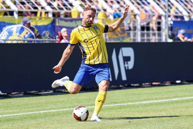Germany Regional League Northeast 2026–2027, Matchday 4, 1 FC Lok Leipzig vs. Hertha BSC II, Bruno Plache Stadium, Leipzig; Tobias Dombrowa, 1 FC Lokomotive Leipzig, 34 on the ball Copyright: xLucasxWalterx