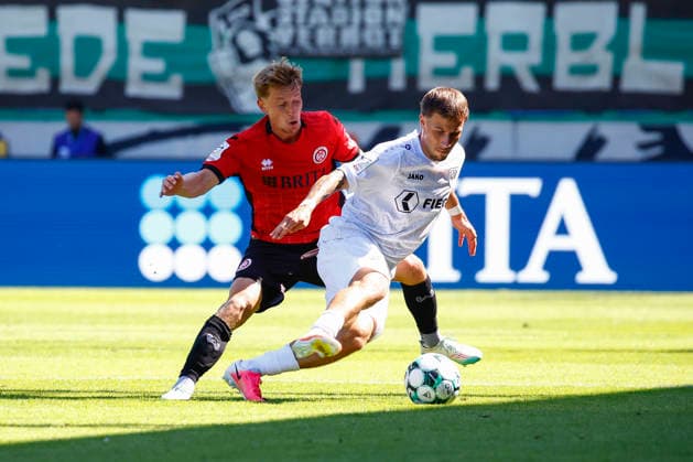 August 8, 2026, xavx, Soccer 3rd Division, SV Wehen Wiesbaden vs. Preußen Münster, left: Fabian Greilinger (SV Wehen Wiesbaden), right: Louis Phillip Kolbe (Preußen Münster). DFL and DFB regulations prohibit any use of photographs as image sequences and or quasi-video. Wiesbaden