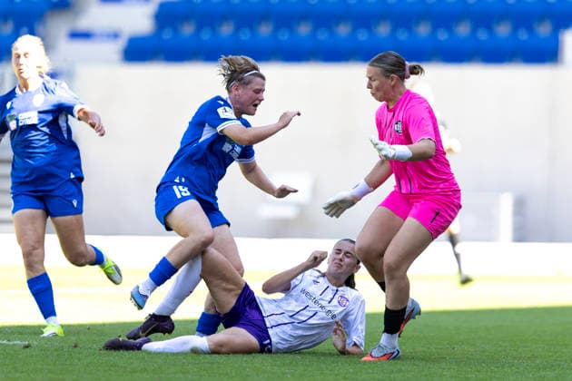 Women s Bundesliga 2: FC Carl Zeiss Jena vs. SGS Essen, Jena, August 8, 2026, Lea Mauly 19, FC Carl Zeiss Jena vs. Selina Maria Albrecht 19, SGS Essen, Women s Bundesliga 2: FC Carl Zeiss Jena vs. SGS Essen, ad hoc arena at Ernst Abbe Sportfeld, August 8, 08, 2026 Copyright: xBEAUTIFULxSPORTS Duehringx