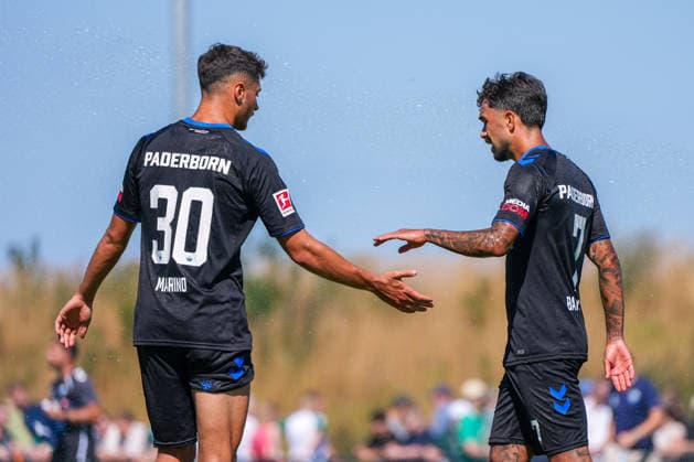 Oliver Batista Meier, SC Paderborn 07, 7; Stefano Marino, SC Paderborn 07, 30; German Soccer, 2026–27 Season, first friendly match of the day, August 8, 2026; Werder Bremen vs. SC Paderborn 07, Stadion am Oyther Berg, Oythe, Vechta, Lower Saxony Copyright: xLeonxFrickx